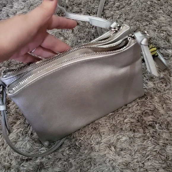 Old Navy Cross Body Bag - Picture 7 of 9